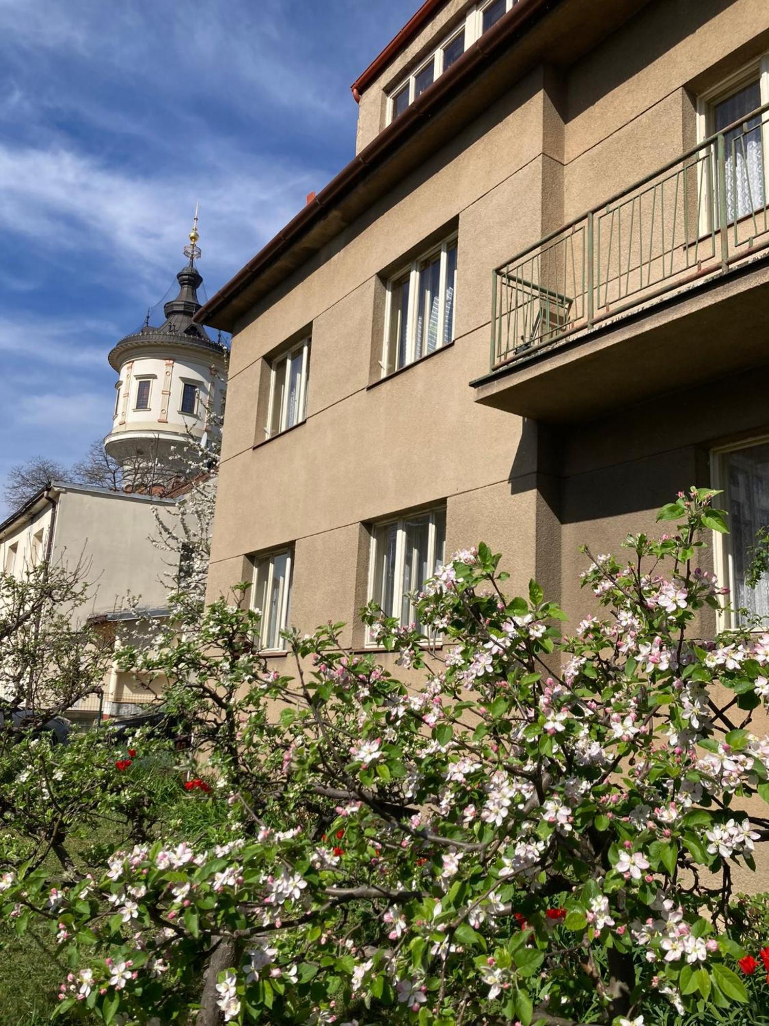 Spacious Apartment - Free Parking! Praha Bagian luar foto